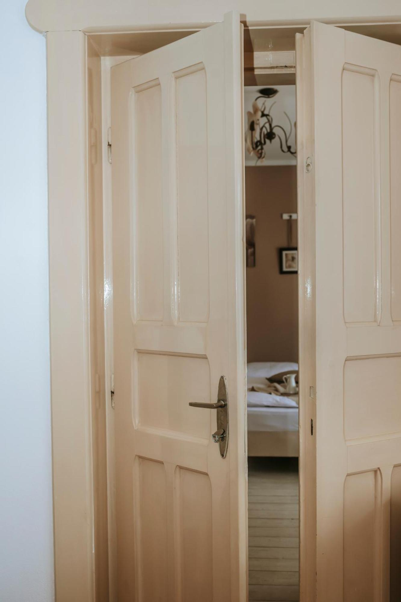 Ako Doma Hotel Poltár Kültér fotó