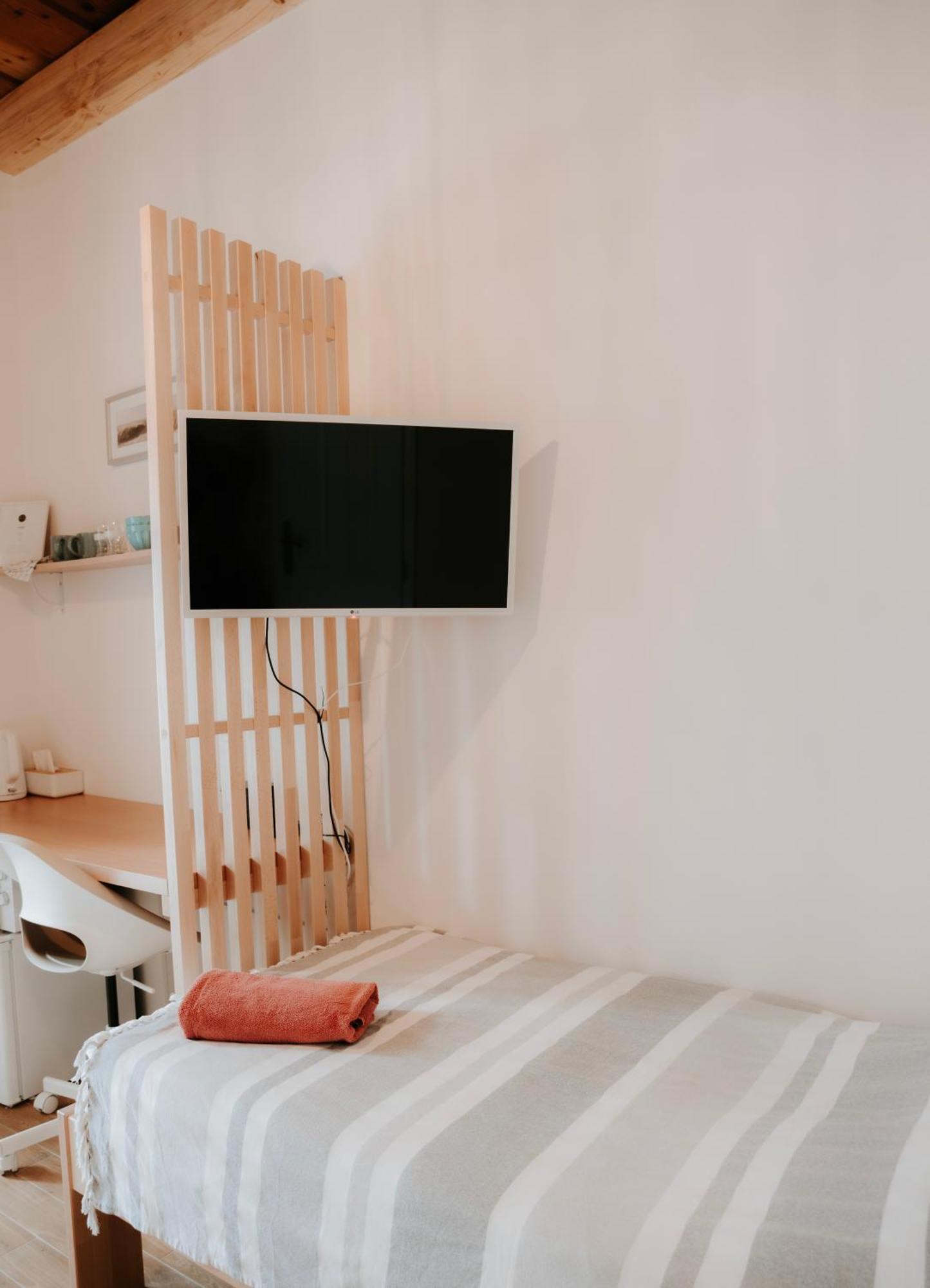 Ako Doma Hotel Poltár Kültér fotó