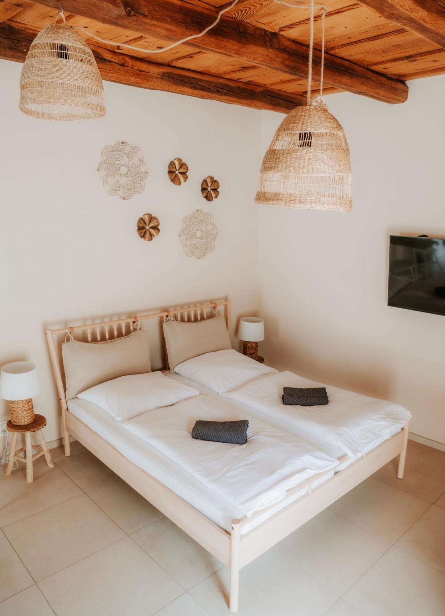 Ako Doma Hotel Poltár Kültér fotó